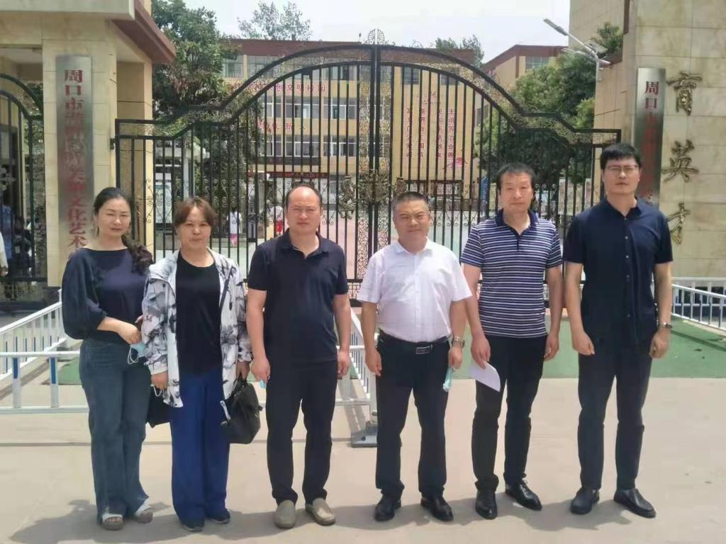 WilliamHill官方网站到淮阳区赵玲艺术学校开展社会人才需求调研暨访企拓岗工作